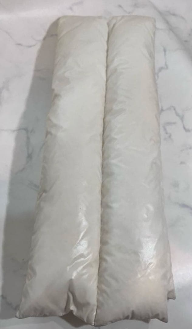 MONCLER モンクレール ダウンマフラー ホワイト　118cm