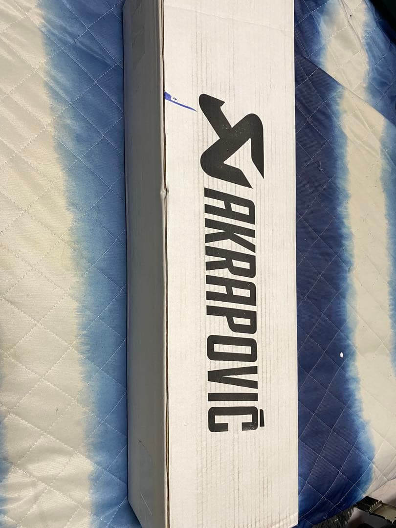 AKRAPOVIC カーボンファイバー マフラー ninja250