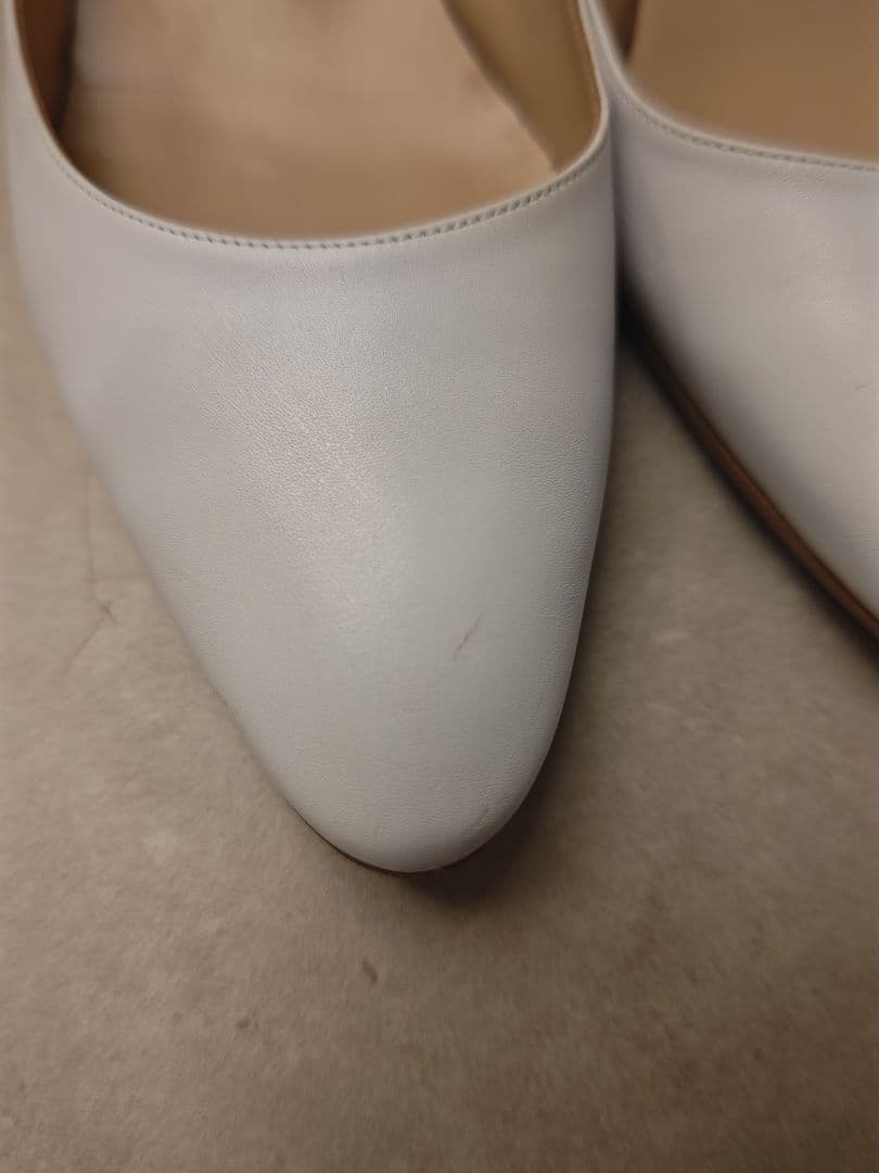 よーぜふさま専用 MANOLO BLAHNIK ホワイト 5センチヒール