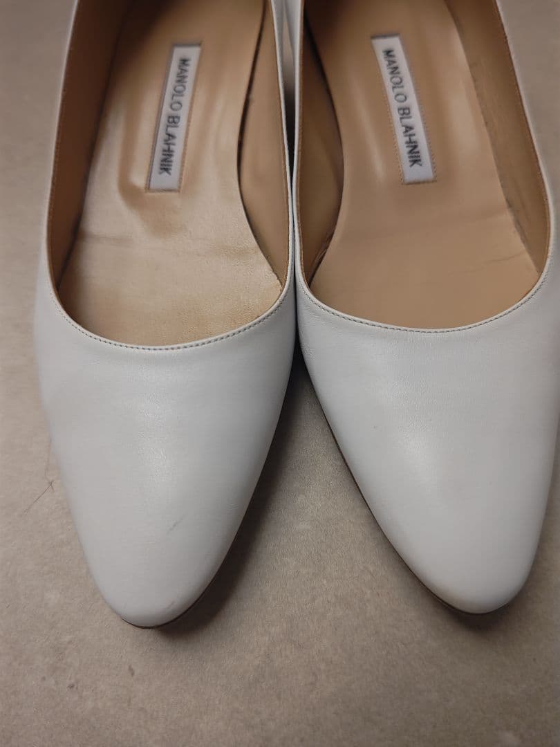 よーぜふさま専用 MANOLO BLAHNIK ホワイト 5センチヒール