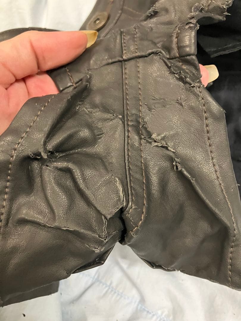 d.i.aスタッズ付きブラックレザーショートパンツ25サイズ