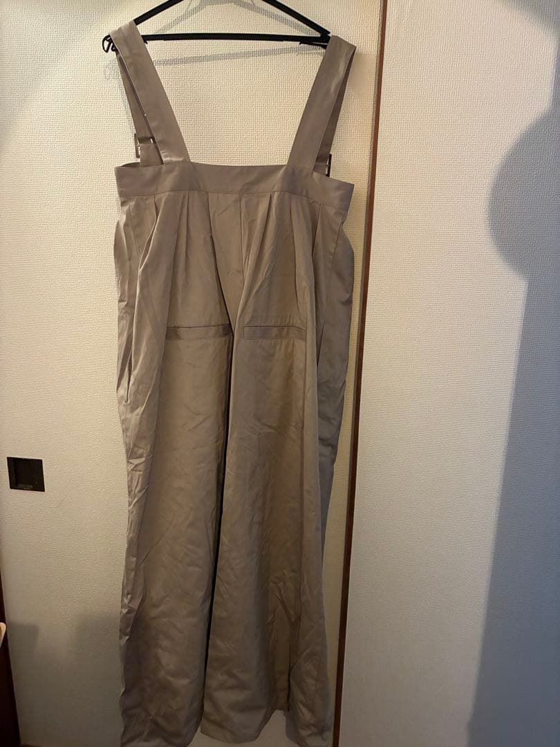 UN3D. ベージュ サロペット 36