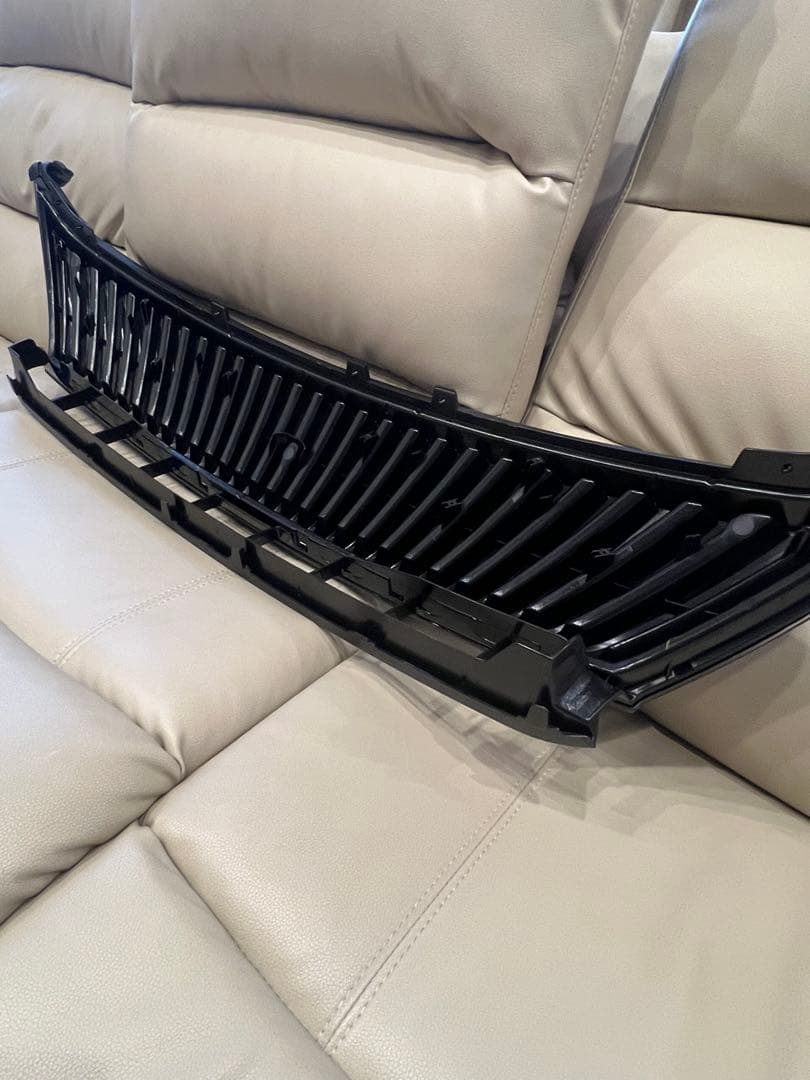 ★60ハリアー　前期★フロントグリル★未使用品★ 53114-48030740