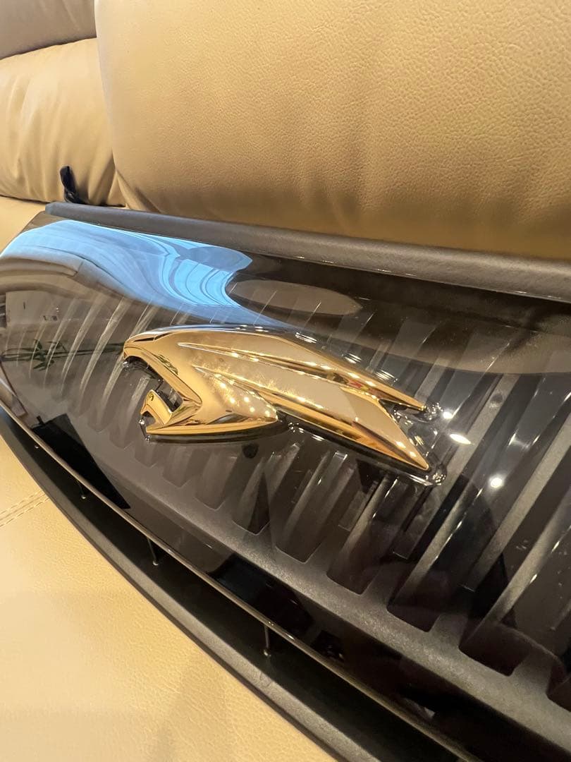 ★60ハリアー　前期★フロントグリル★未使用品★ 53114-48030740