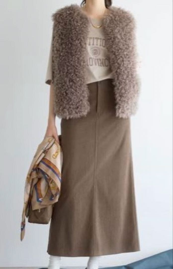 23区　SLOW フェイクファー ジレ