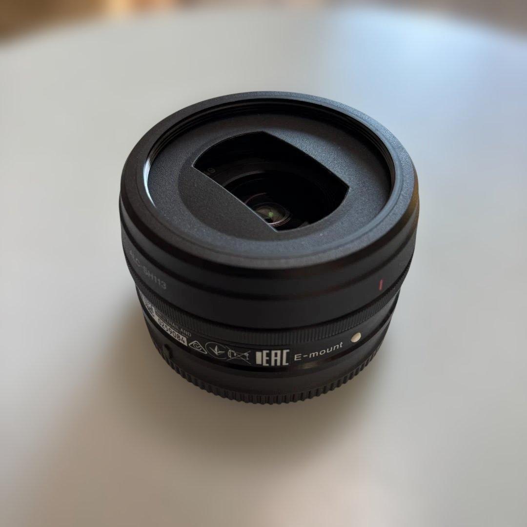 SONY　SEL20F28