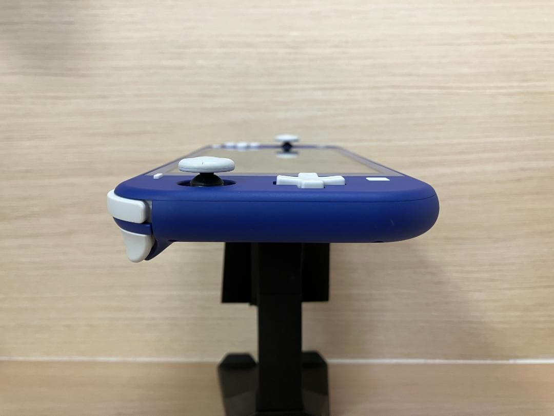 【ほぼ未使用】Switch Nintendo Lite ブルー 本体【ケース付】