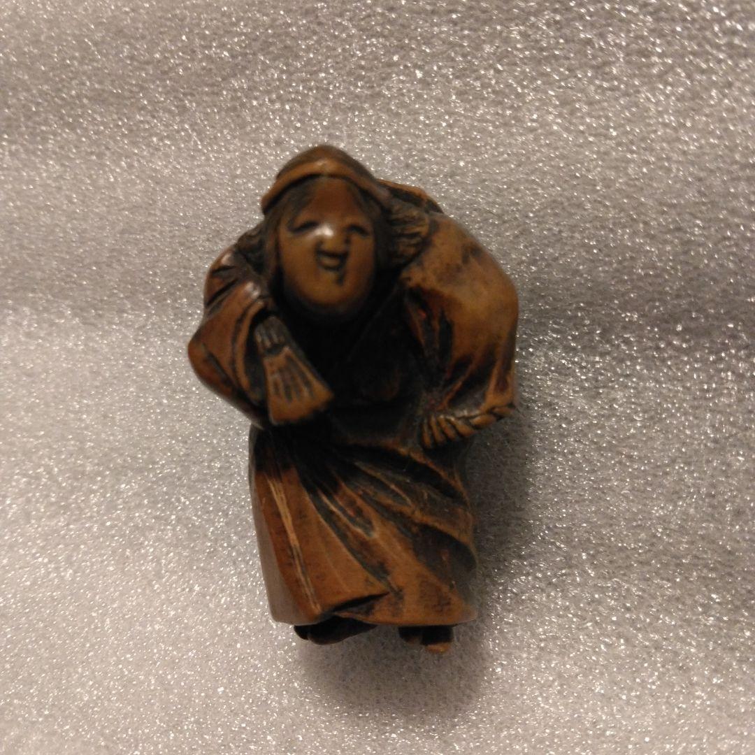 古い　根付け　骨董　着物