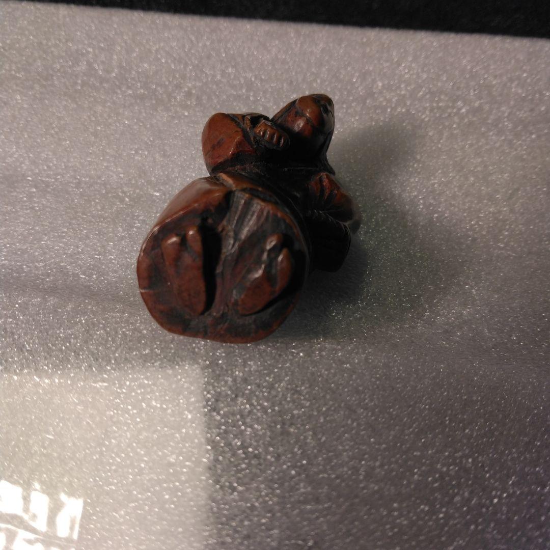 古い　根付け　骨董　着物