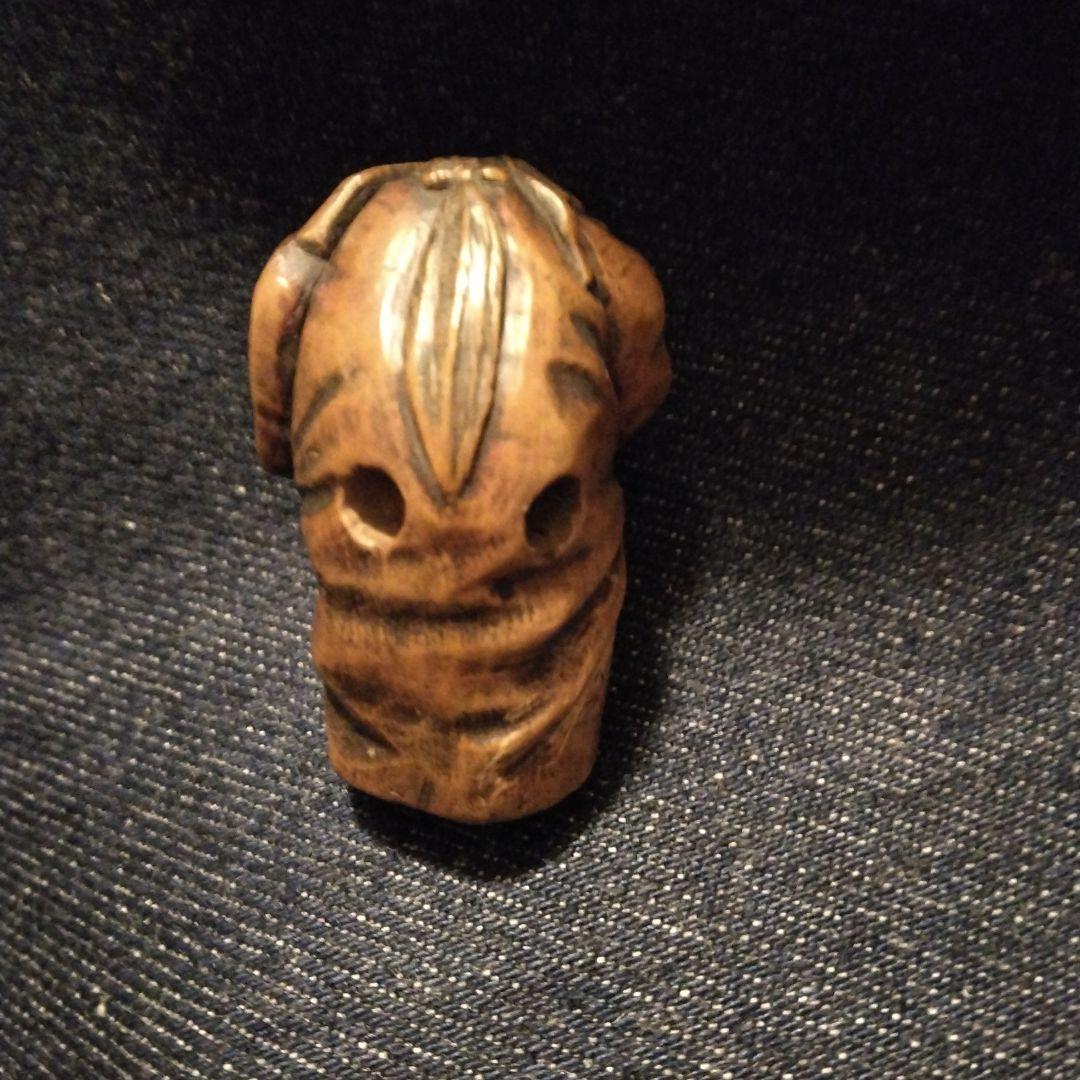 古い　根付け　骨董　着物