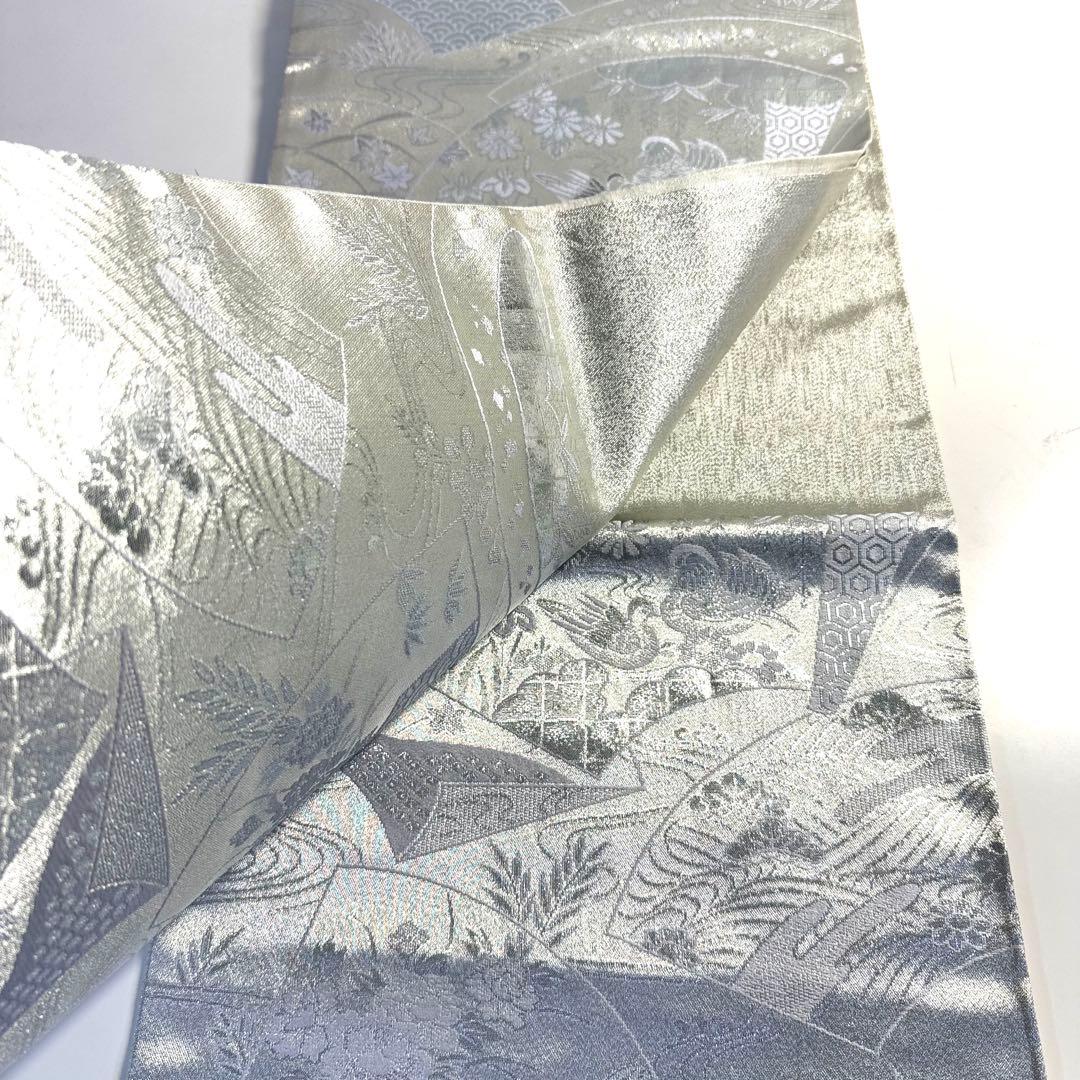 5k3009 袋帯　絹　プラチナ銀箔二重織　鴛鴦　銀色　白　花柄　和装　着物