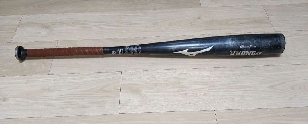 Global Elite VKONGar TK210 バット 83cm