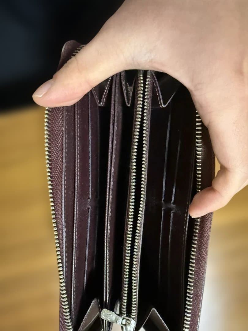 LOUISVUITTON ルイヴィトン エピ ジッピーウォレット