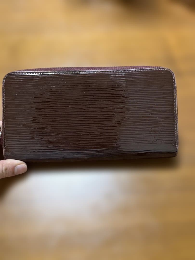 LOUISVUITTON ルイヴィトン エピ ジッピーウォレット