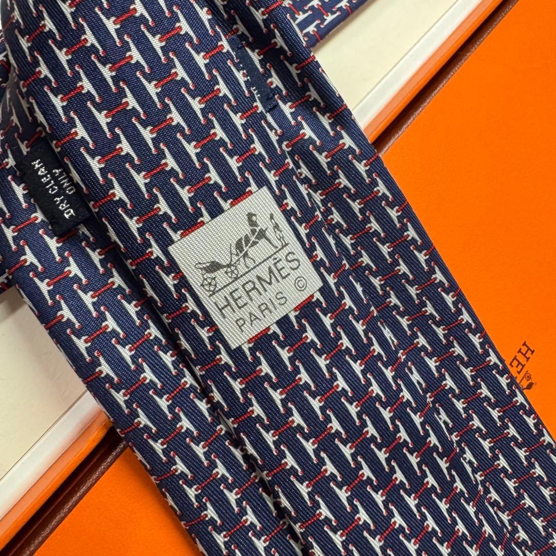 未使用 近年タグ HERMES エルメス H柄 馬具モチーフ ネクタイ ネイビー