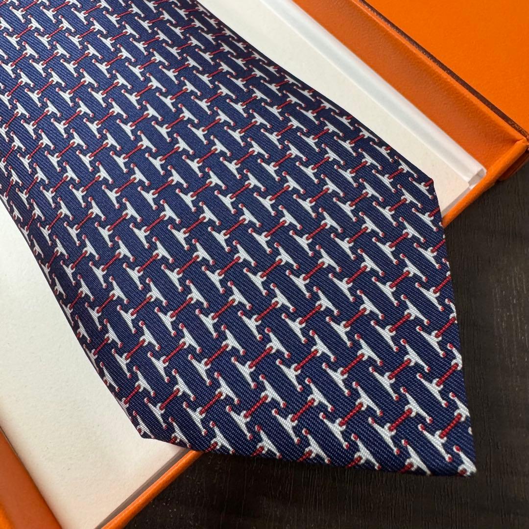 未使用 近年タグ HERMES エルメス H柄 馬具モチーフ ネクタイ ネイビー