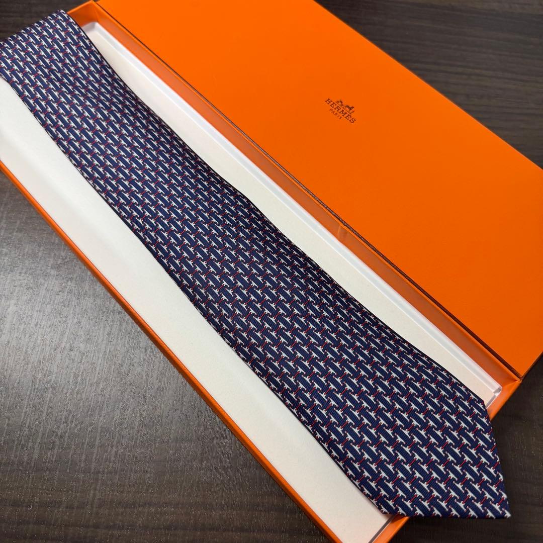 未使用 近年タグ HERMES エルメス H柄 馬具モチーフ ネクタイ ネイビー