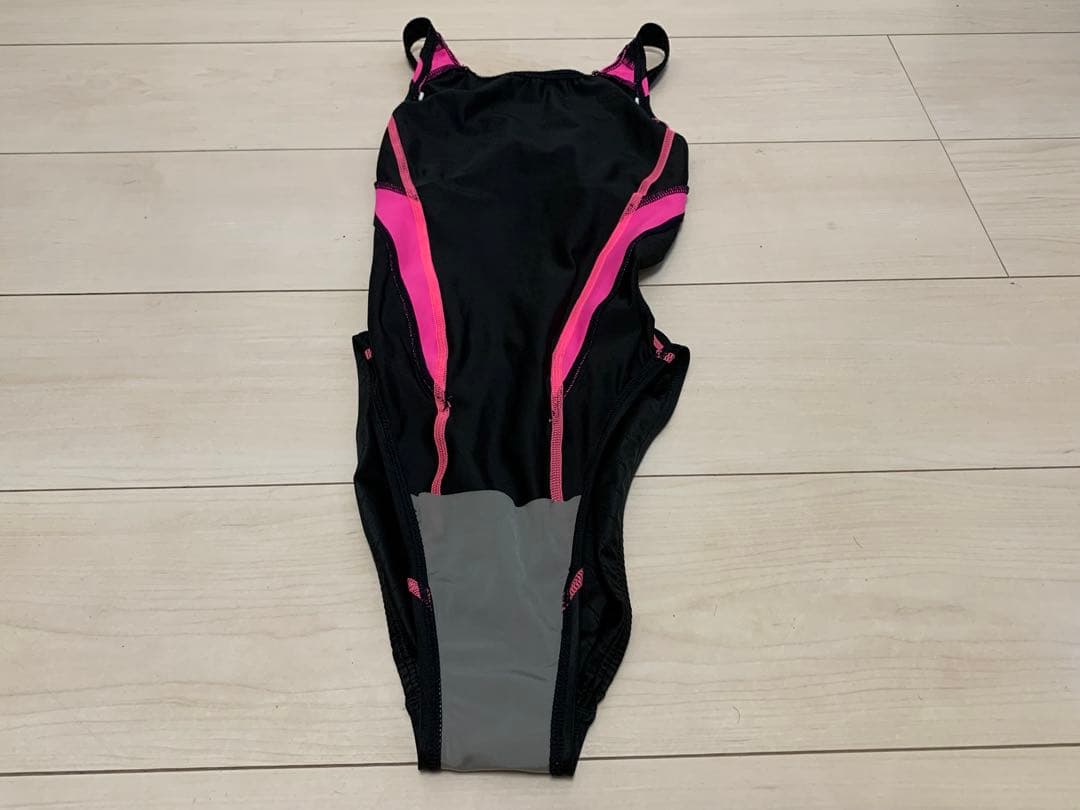 速*兎様 arena 競泳水着ブラックピンク