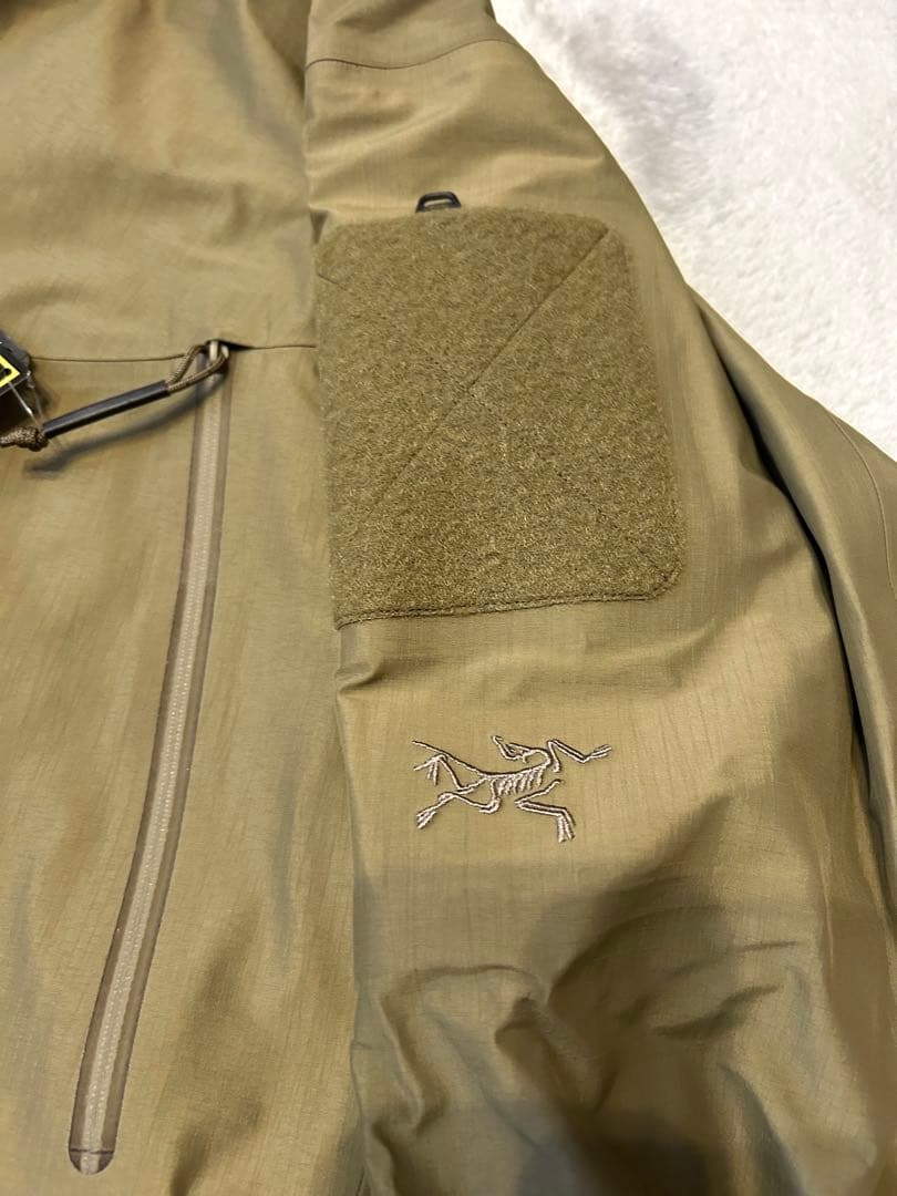 【新品M】Arc'teryx Alpha Jacket Men's GEN2