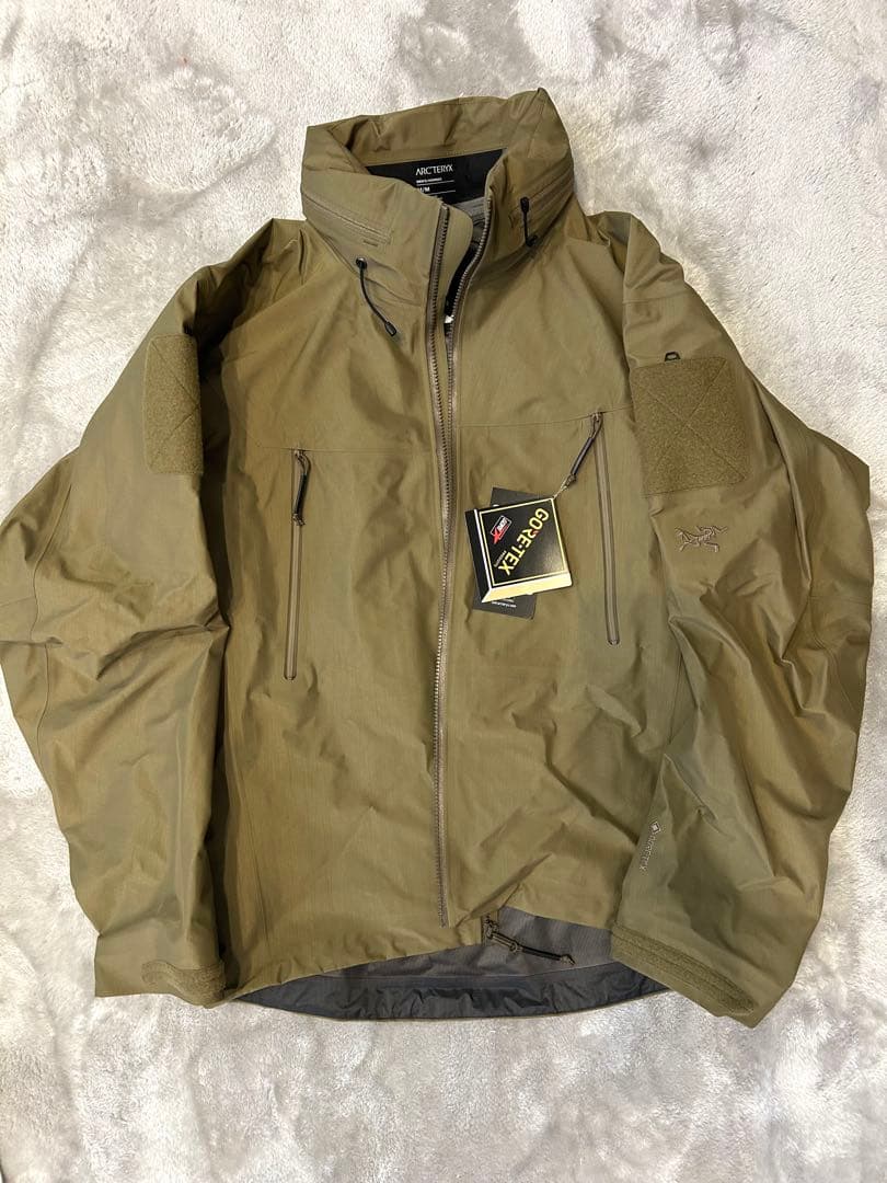 【新品M】Arc'teryx Alpha Jacket Men's GEN2