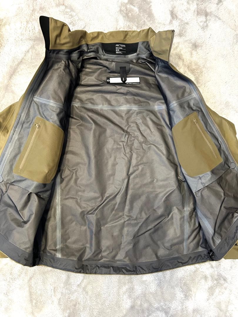 【新品M】Arc'teryx Alpha Jacket Men's GEN2