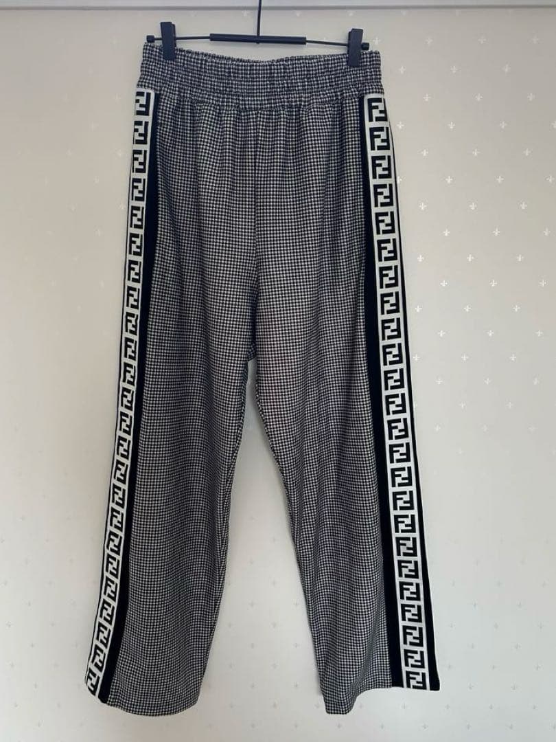 FENDI フェンディ　ロゴライン　千鳥柄　パンツ