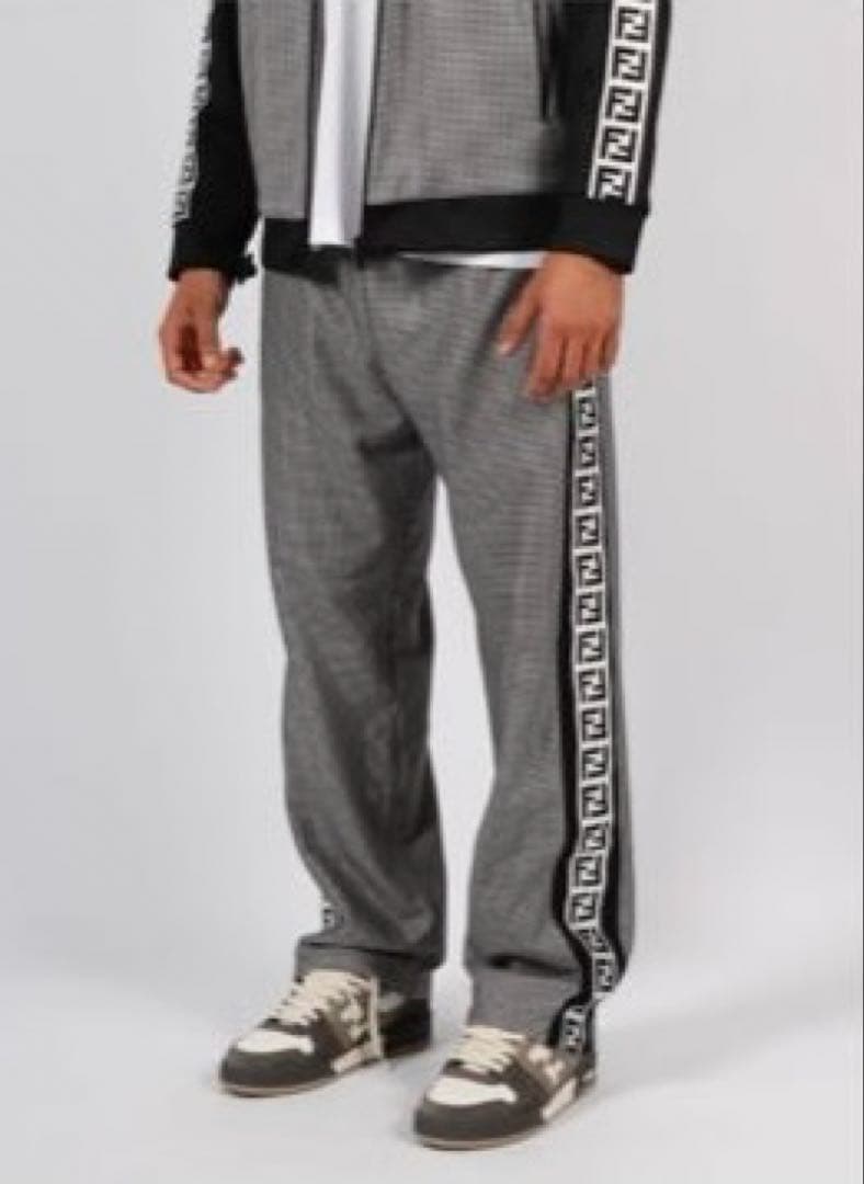 FENDI フェンディ　ロゴライン　千鳥柄　パンツ