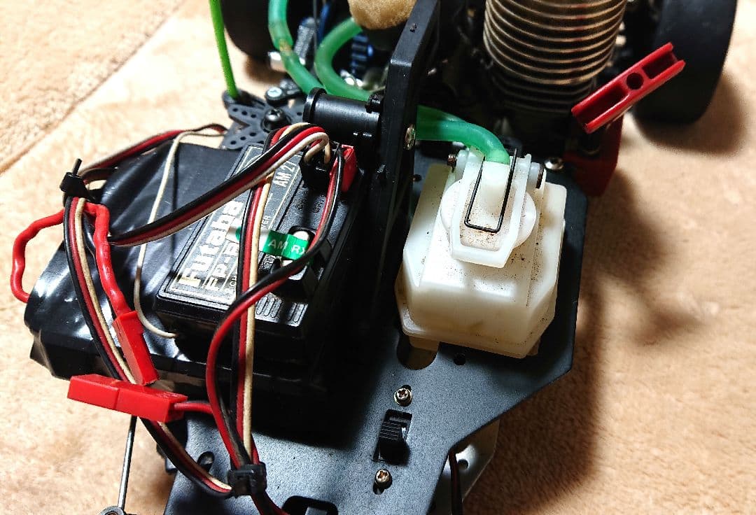 ラジコン エンジンカー 1/10 スカイライン 予備エンジン付き