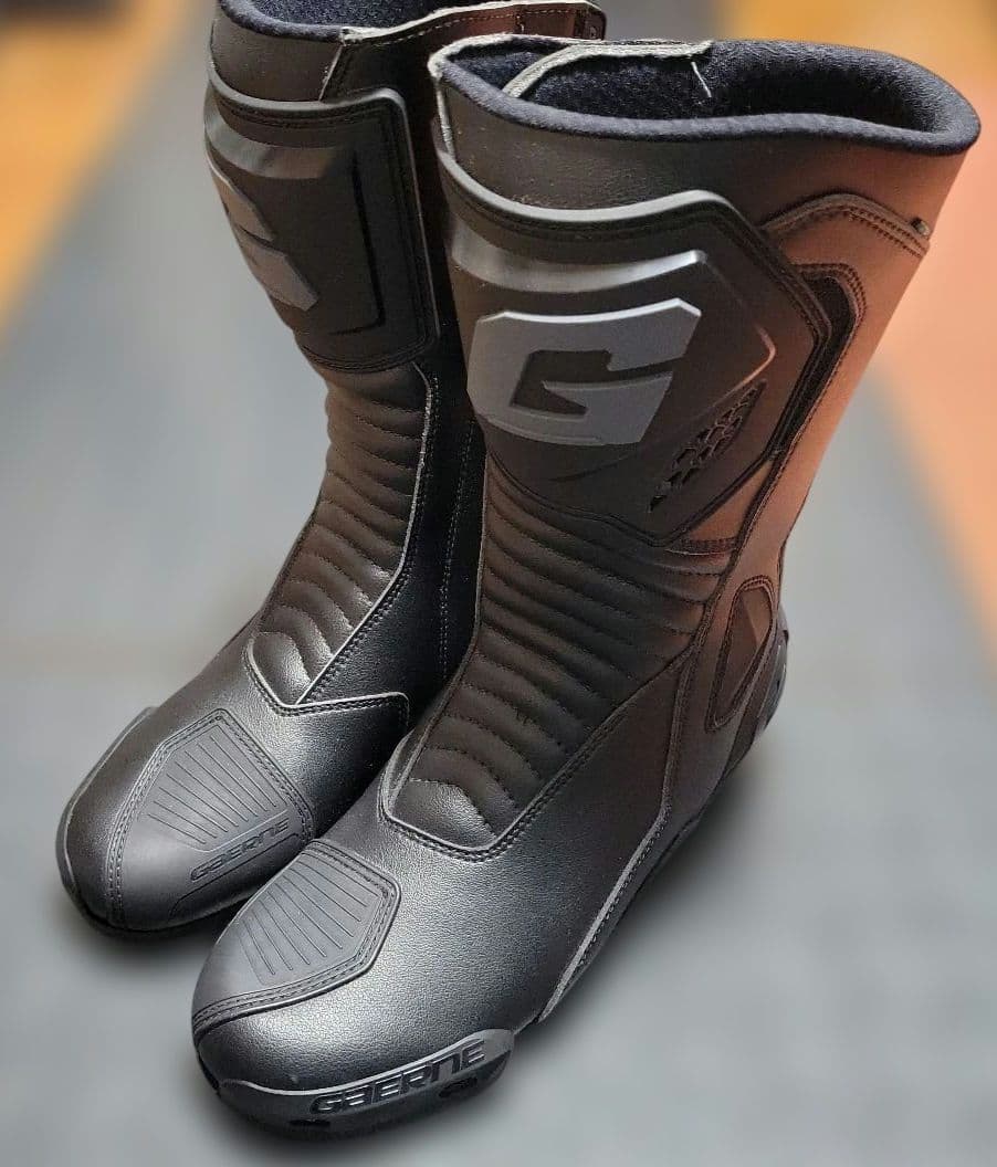 GAERNE ガエルネ G-RT 黒