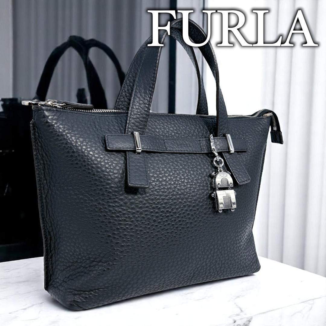 ❣️FURLA メンズ GIOVE M トート チャーム付き レザーバッグ