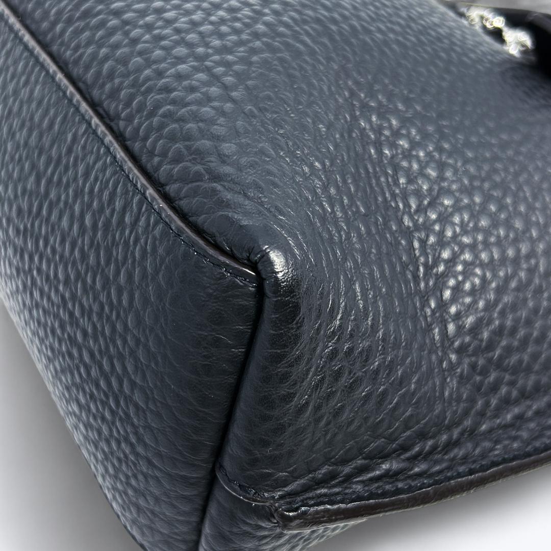 ❣️FURLA メンズ GIOVE M トート チャーム付き レザーバッグ