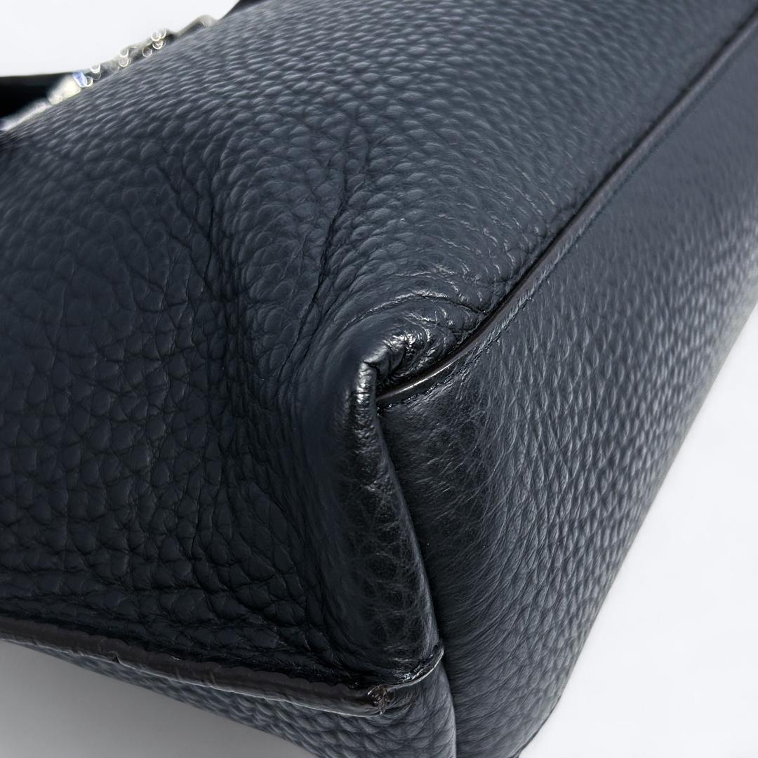 ❣️FURLA メンズ GIOVE M トート チャーム付き レザーバッグ