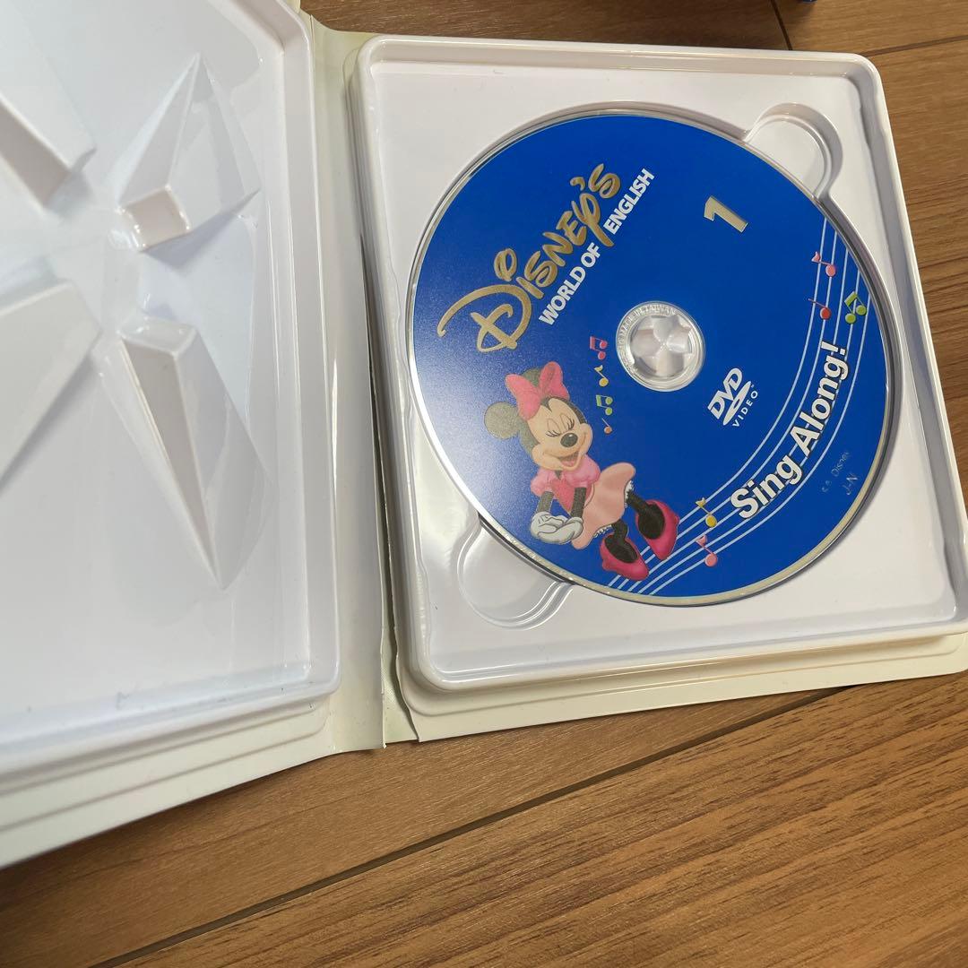 Disney's World of English 教材　Sing Along