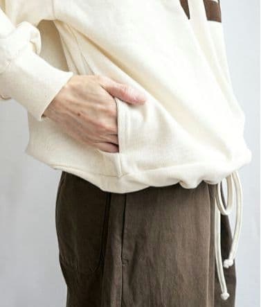 【SOLAMONAT】今季新商品　長袖 日本製 ソラモナ　裾ひもタイプ 美品♪