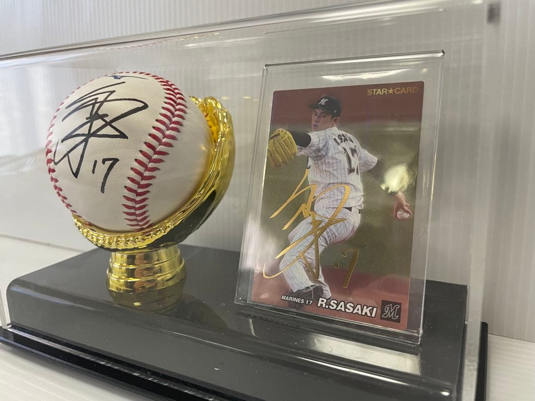 希少　 佐々木朗希 ルーキー時代 直筆サインボール&金箔カードセット