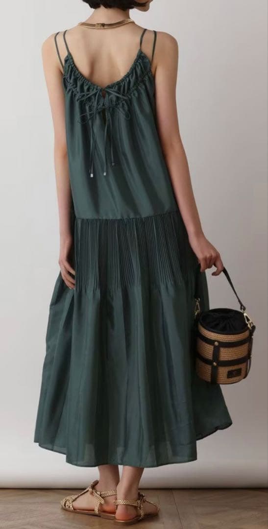 新品タグ付き　ダイアグラム　diagram キャミワンピース　グリーン36サイズ