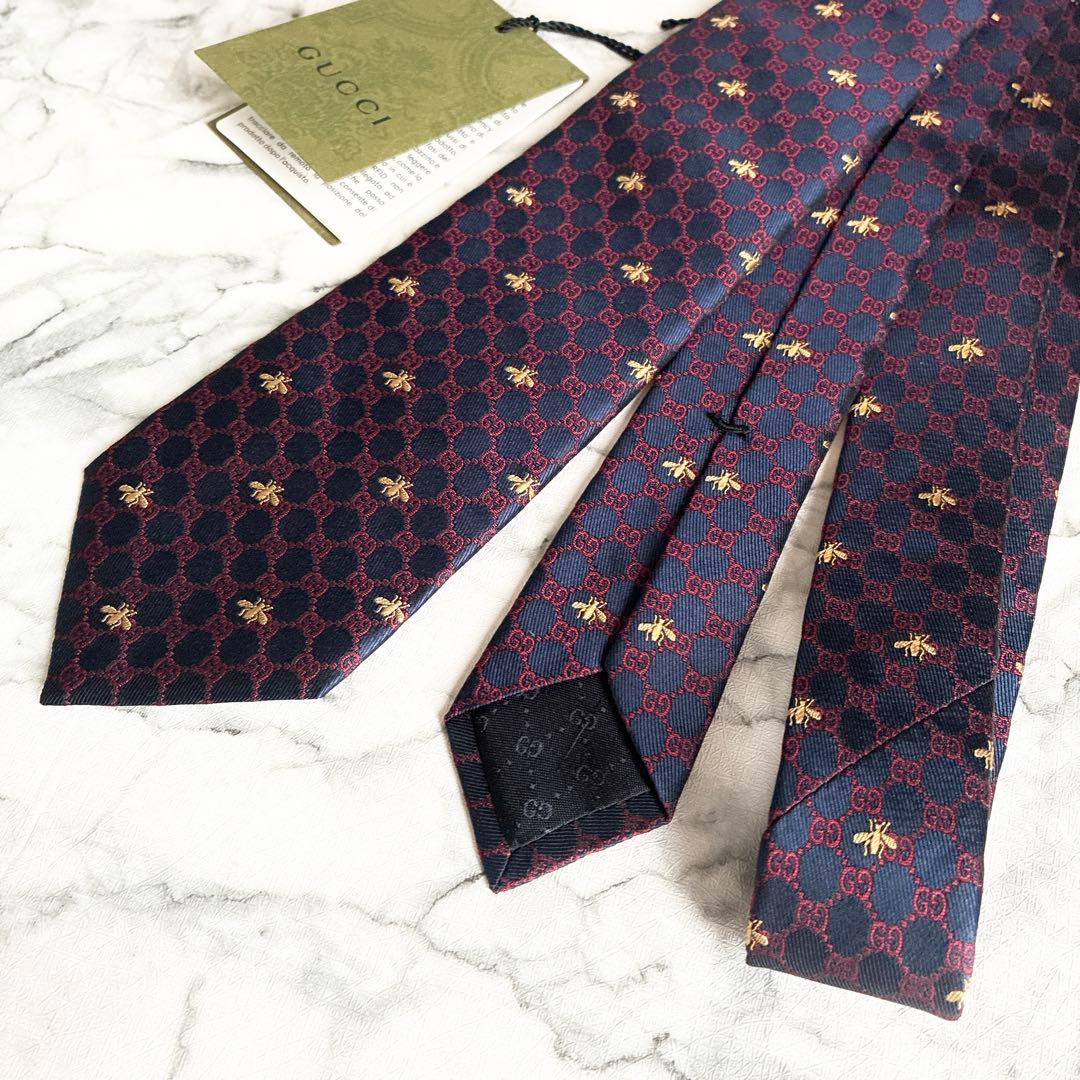 ✨未使用タグ付✨GUCCI 現行　GG柄 蜂総柄　ブラック　ネクタイ