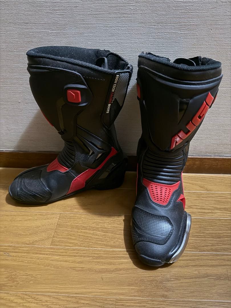 【中古】AUGI AR3 レーシングブーツ　黒／赤