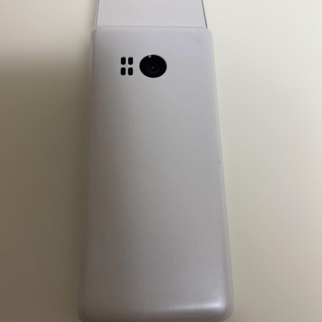 ソフトバンク AQUOS ケータイ4 (A205SH、白)