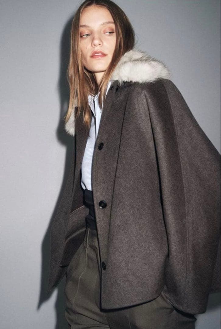 ZARA WOMAN コレクション フェイクファー襟付きウールコート