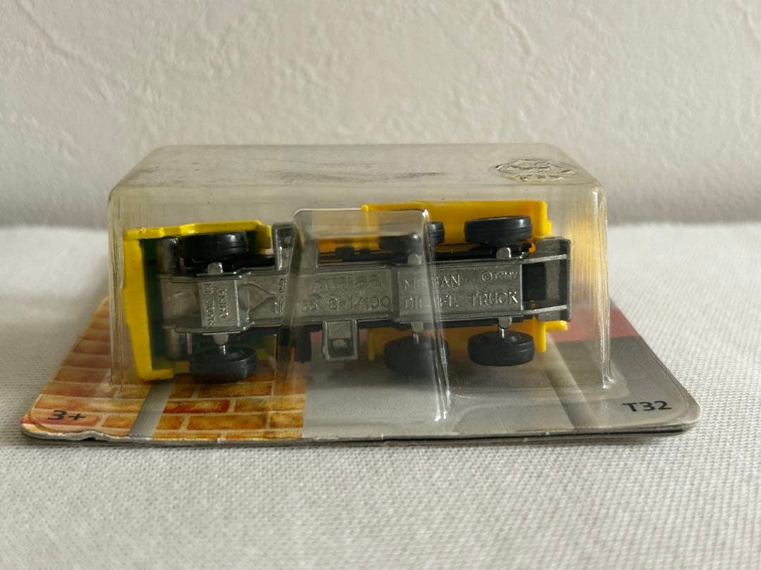 トミカ ブリスターパック ヨーロッパ輸出 NISSAN CEMENT MIXER