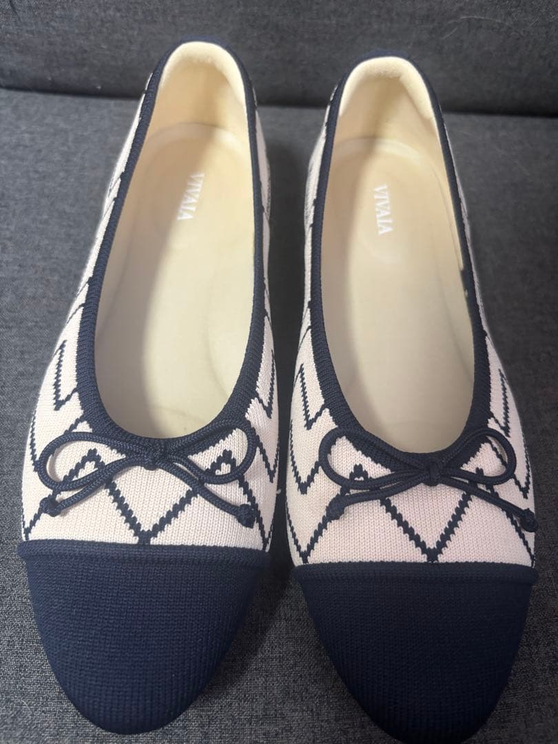 【VIVAIA】[Tiana] アーモンドトゥ フラットシューズ