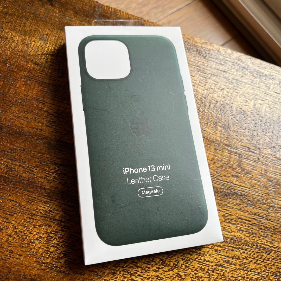 未使用 iPhone13mini Apple純正 レザーケース セコイアグリーン