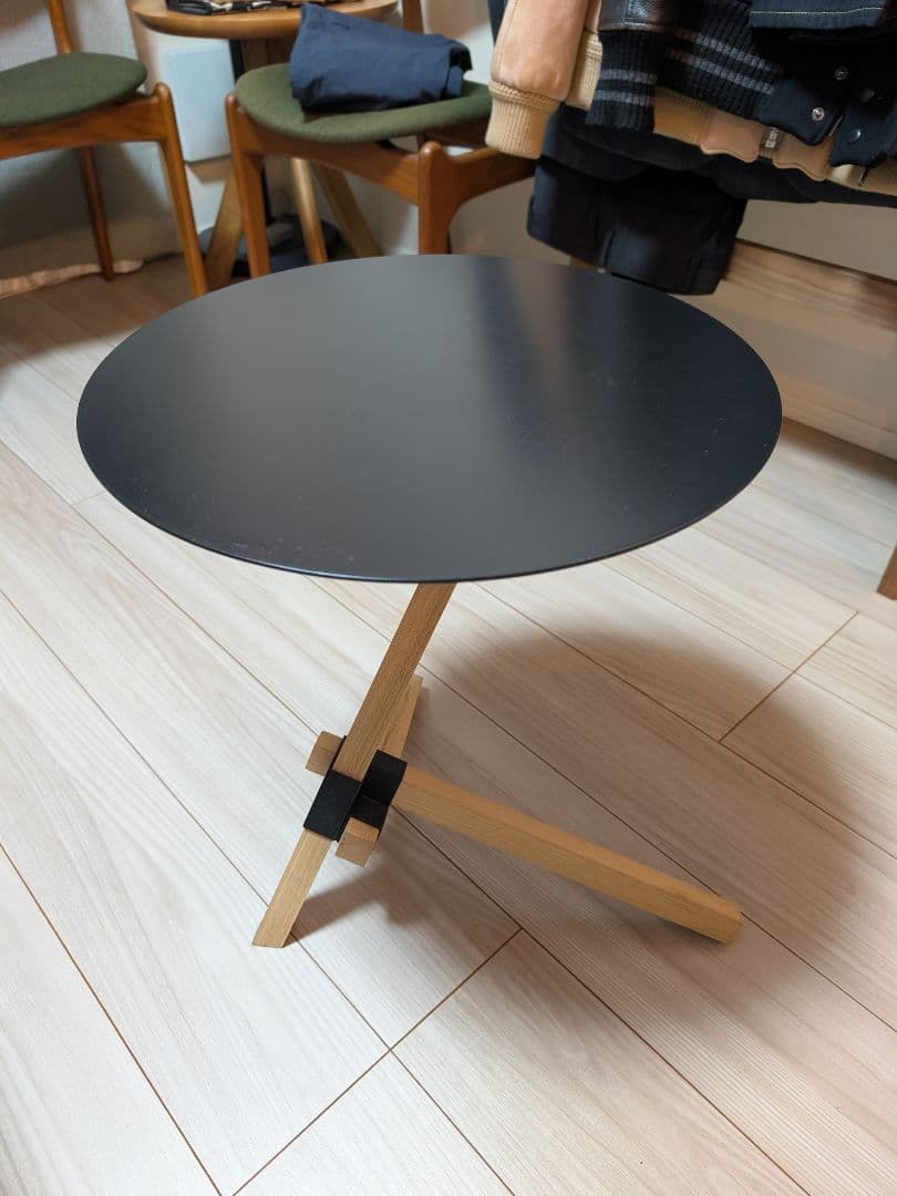 サイドテーブル・ナイトテーブル・ローテーブル DUenDe.TRE side table
