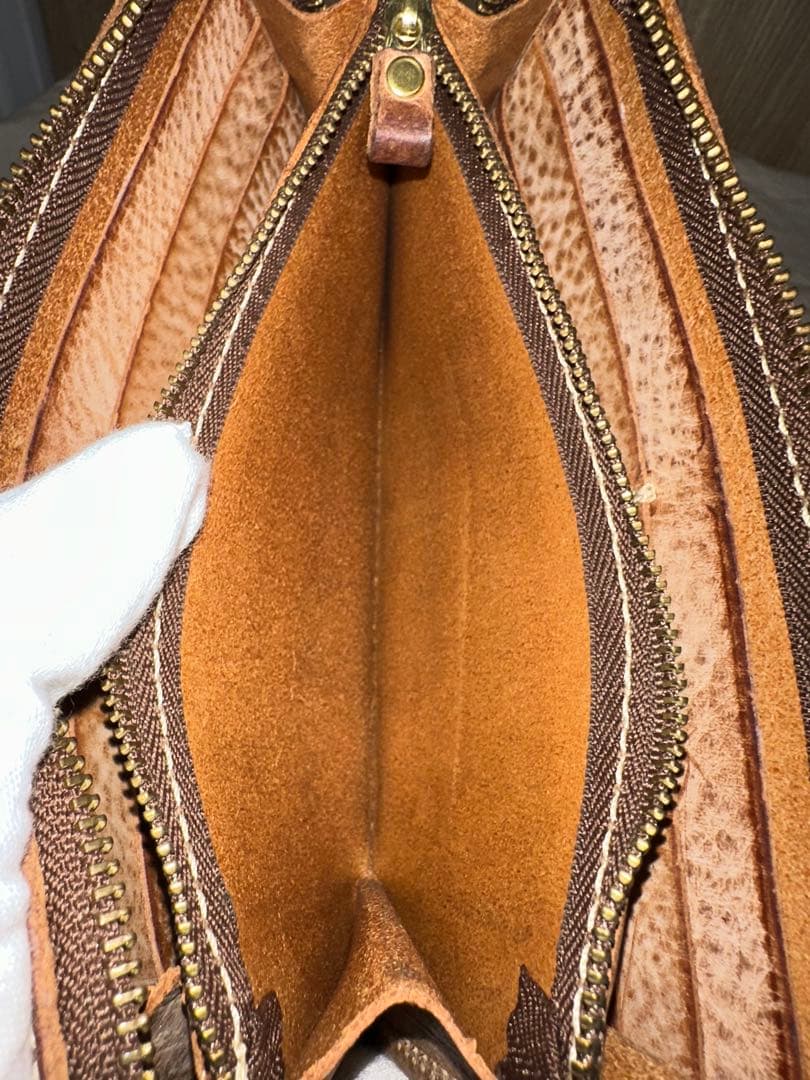 analogico アナロジコ　ラウンドファスナー長財布