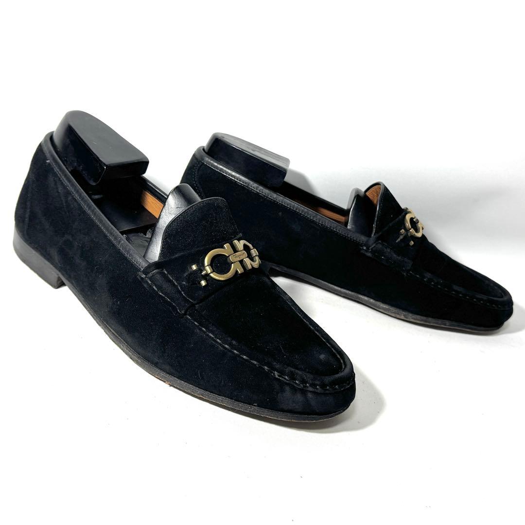 サルヴァトーレフェラガモ ガンチーニ金具 スエード ローファー 黒 9EE 革靴