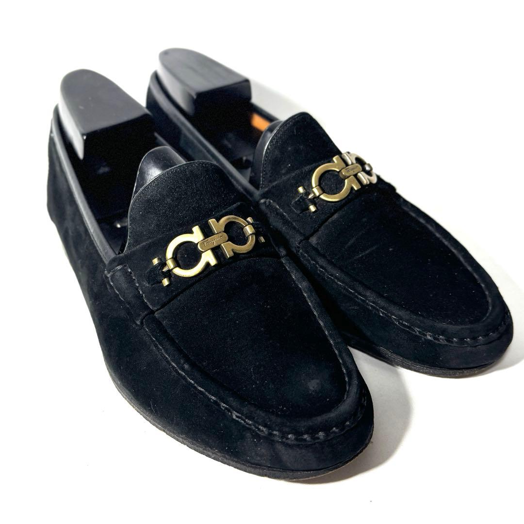 サルヴァトーレフェラガモ ガンチーニ金具 スエード ローファー 黒 9EE 革靴