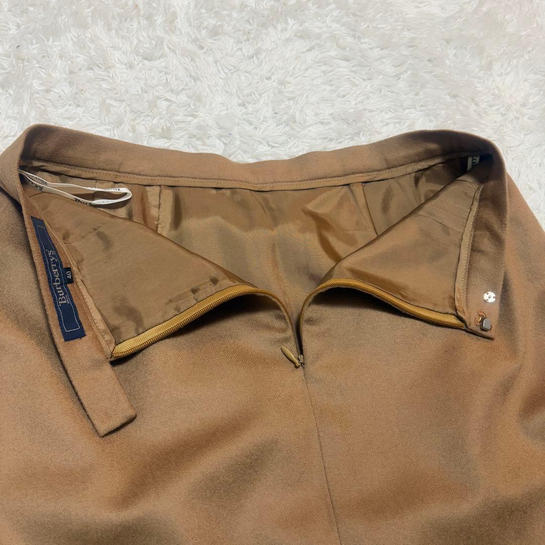 【新品未使用】バーバリー　イタリア製生地　スカート　セットアップスーツ