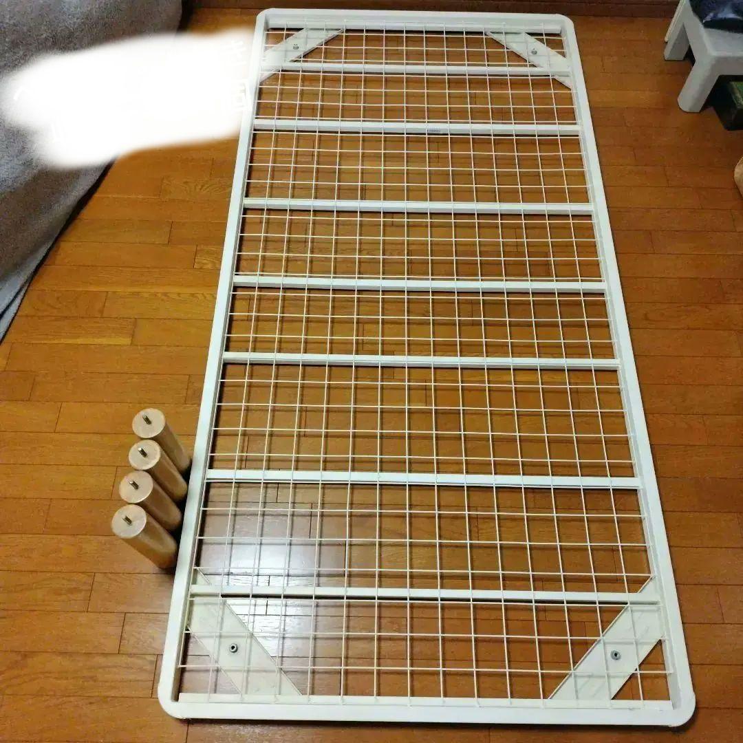 シングルベッドフレーム スチール製 ホワイト