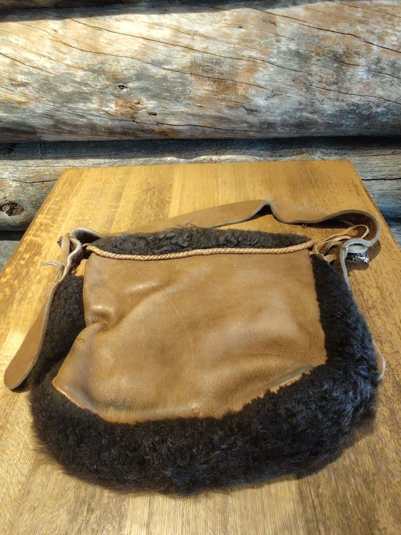 バイソンレザーTATANKAショルダーバッグ